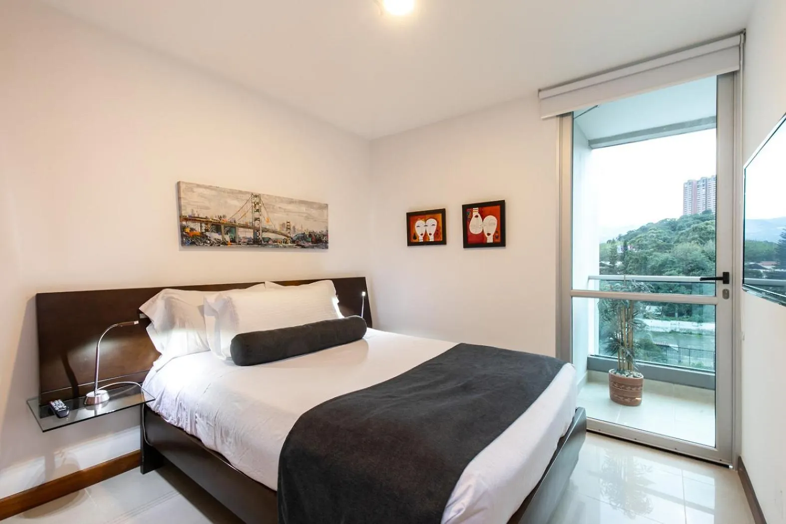 Blux Apartments Medellín 0*,