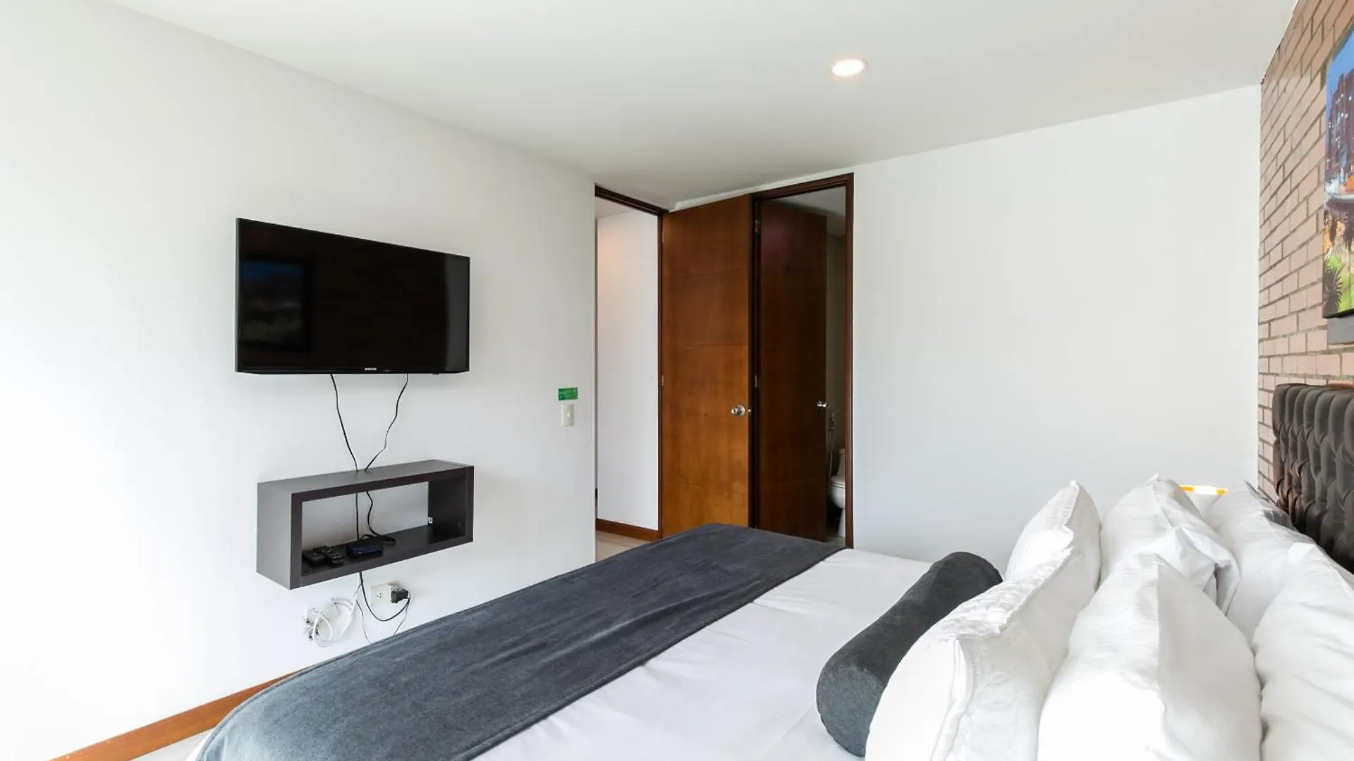 Blux Apartments Medellín