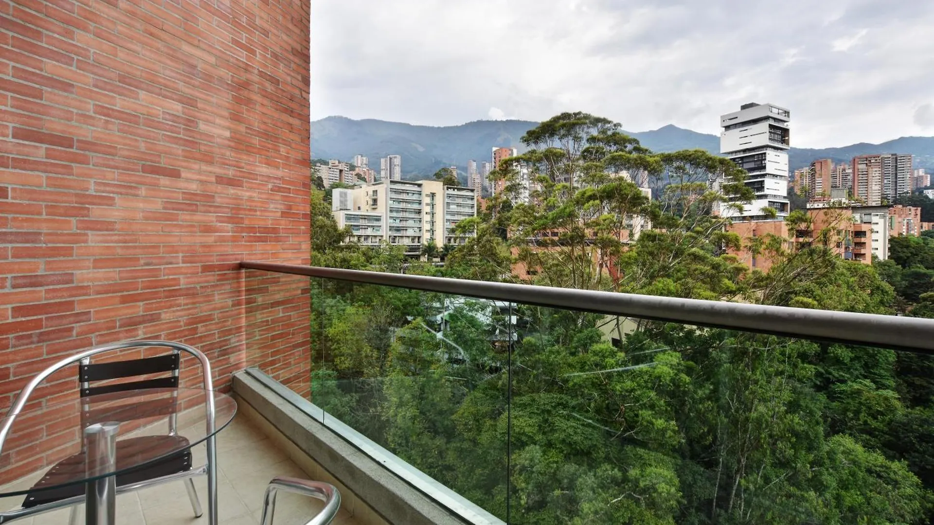 Blux Apartments Medellín