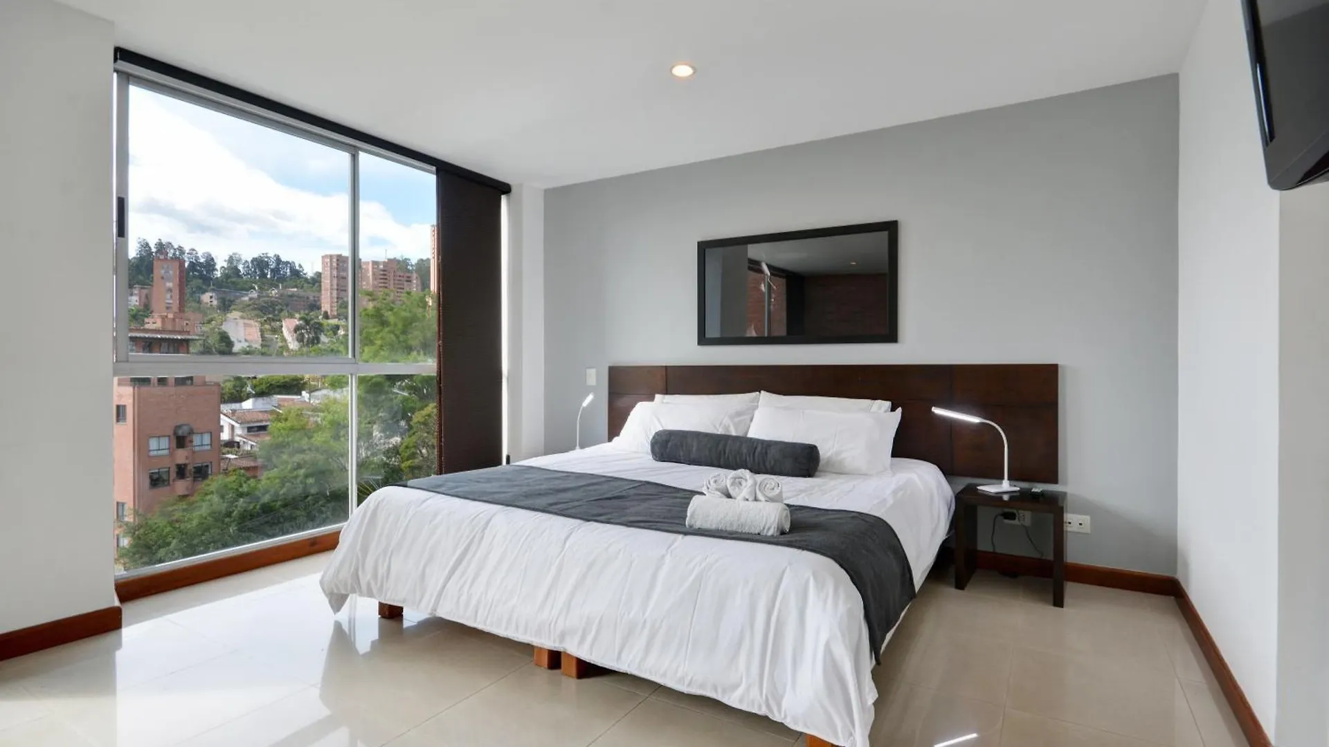 Blux Apartments Medellín