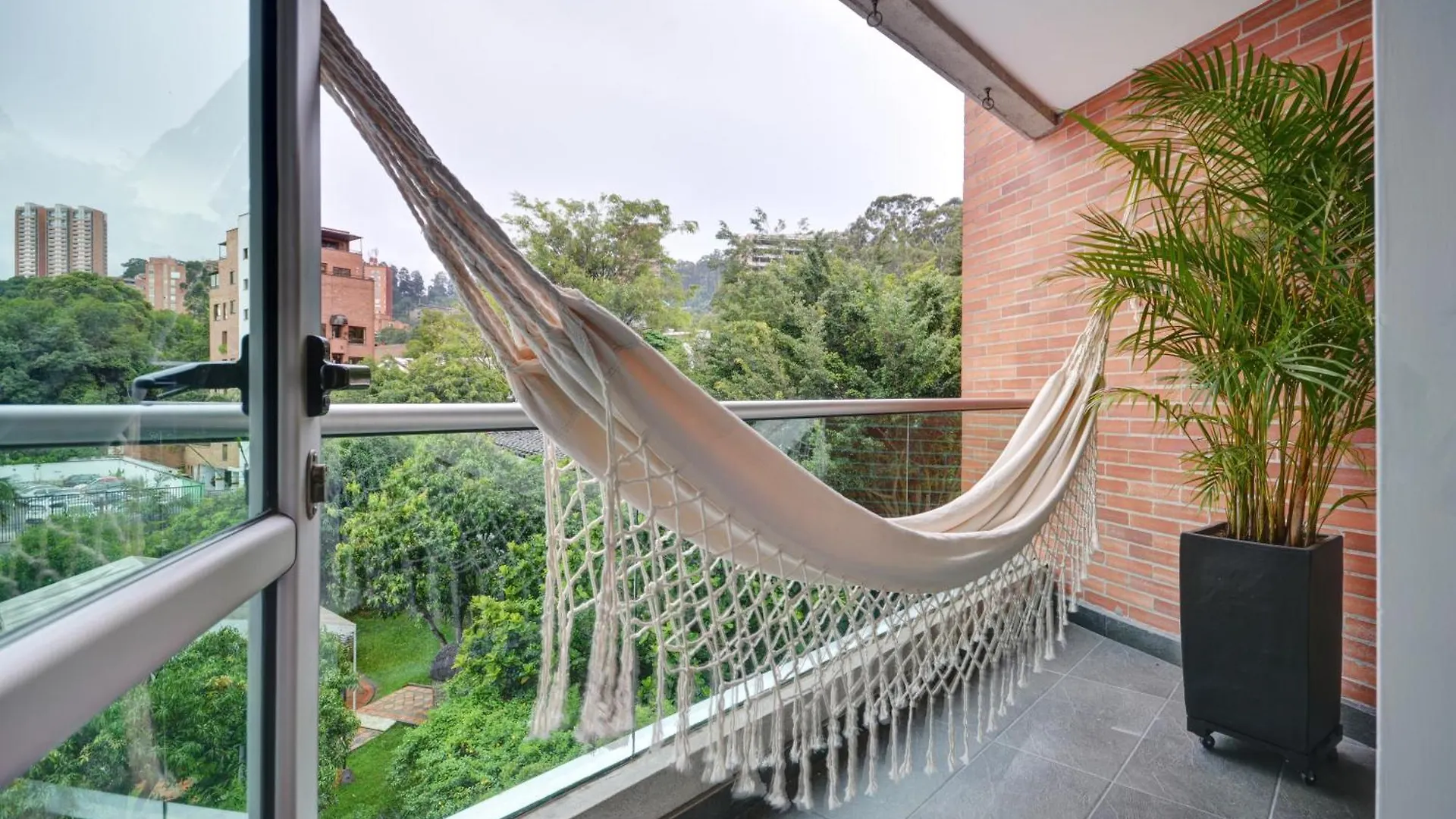 Blux Apartments Medellín