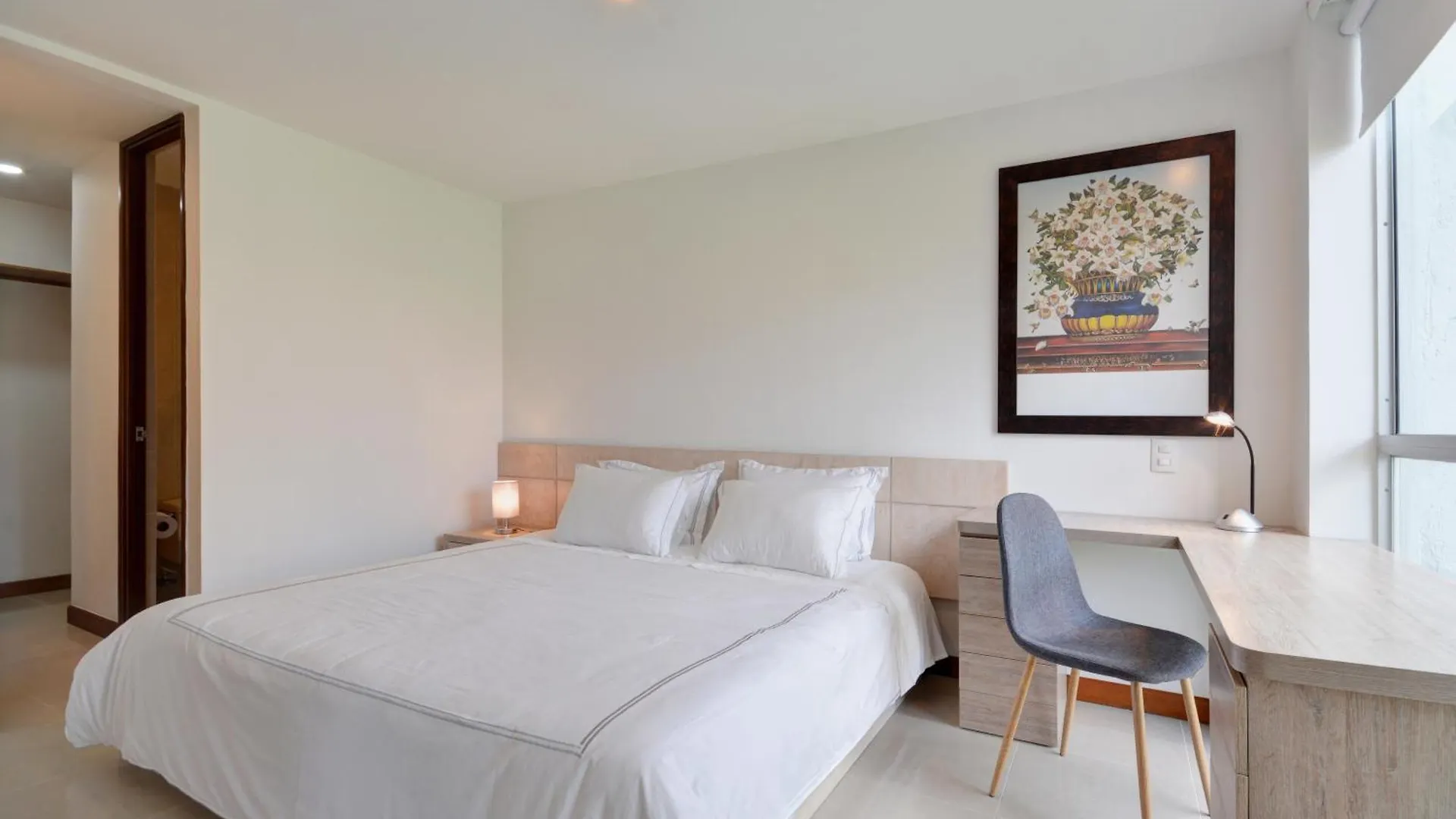 Blux Apartments Medellín