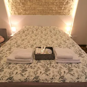 Cozy Old Town - Free Minibar , Bucharest Romania