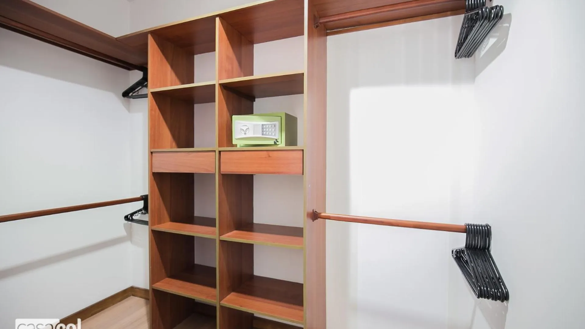 Blux Apartments Medellín 0*,