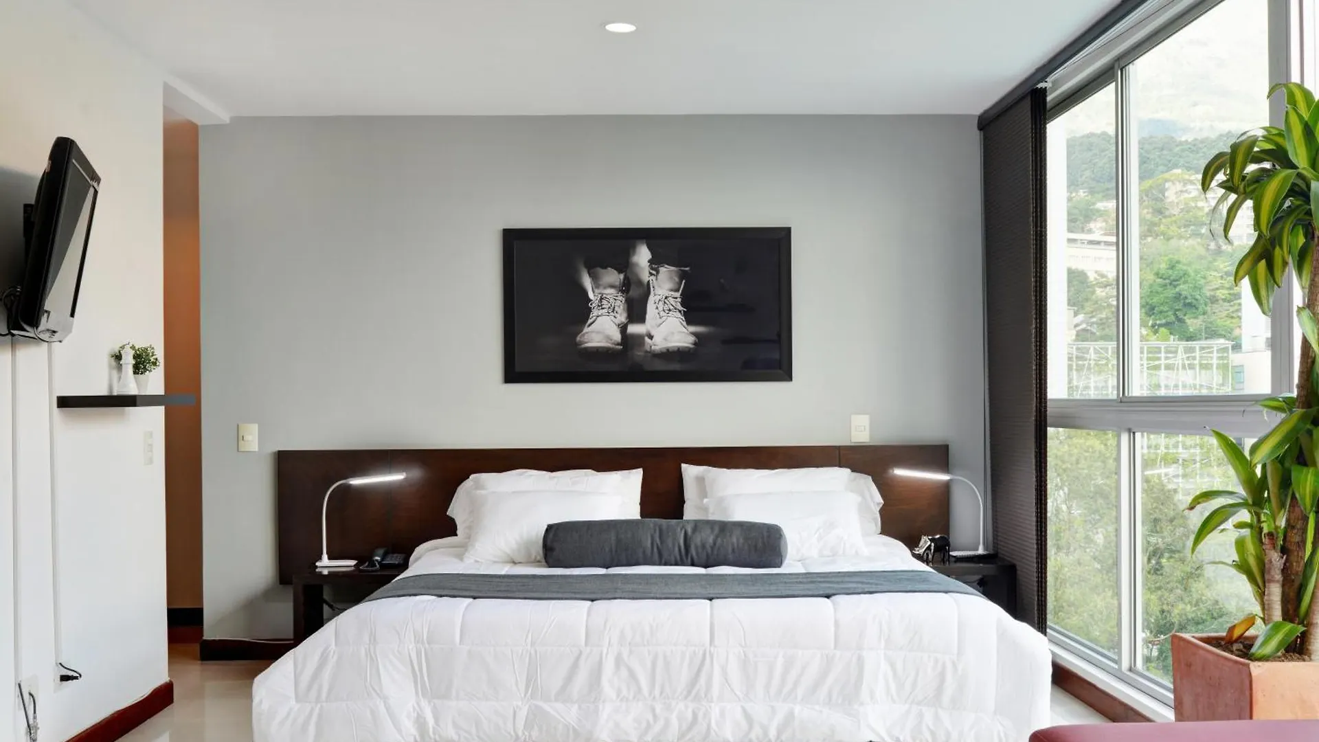 Blux Apartments Medellin
