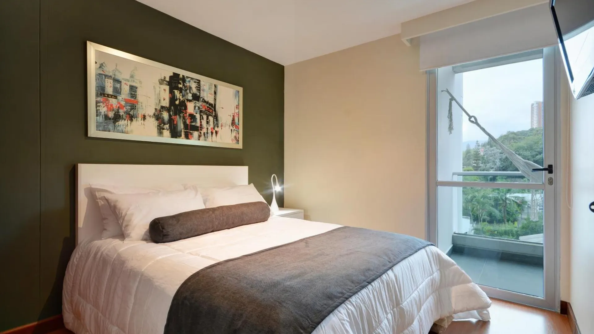 Blux Apartments Medellin 0*,  Colombia